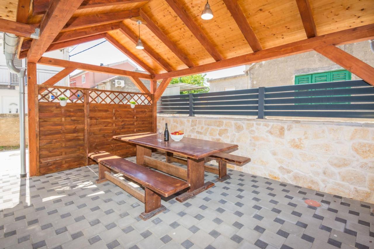 Apartmán Kuca Za Odmor "Roko" Bibinje Exteriér fotografie